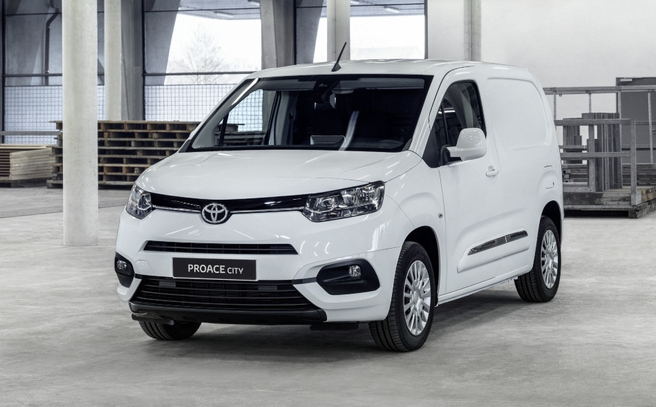 Revizuirea camionetei compacte Toyota Proace City Van