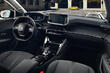 Revizuirea modificării electrice a hatchback-ului Peugeot e-208 foto 5