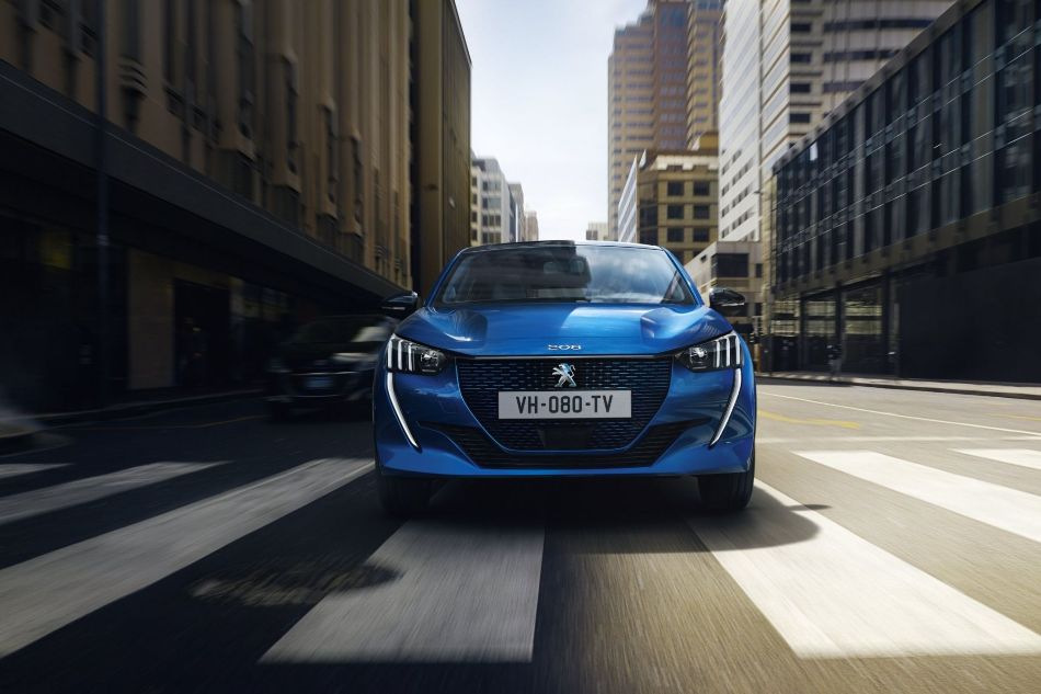 Revizuirea modificării electrice a hatchback-ului Peugeot e-208