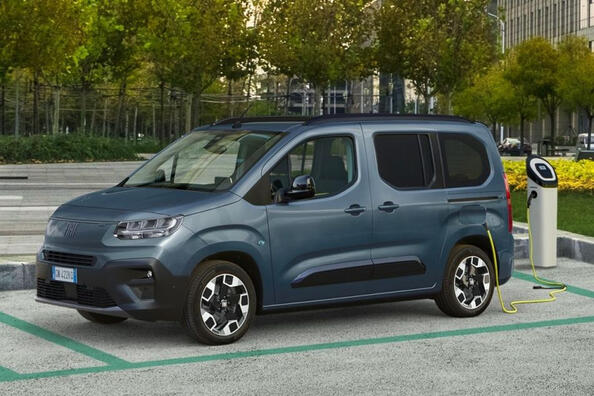 Revizuirea furgonetei electrice compacte Fiat E-Doblo