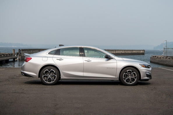 Chevrolet Malibu: sedan pentru viața de zi cu zi Fotografie 3