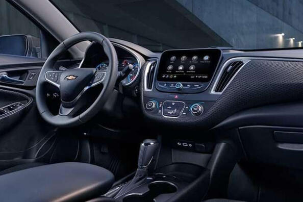 Chevrolet Malibu: sedan pentru viața de zi cu zi Fotografie 6
