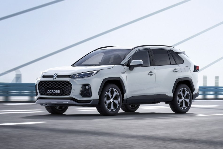 Suzuki Across: un crossover hibrid fiabil și practic