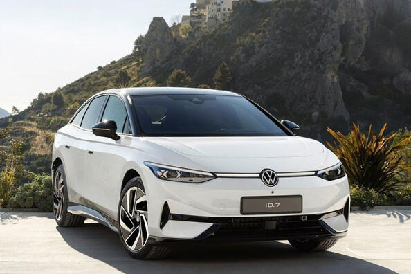 Recenzie Volkswagen ID.7: noul sedan electric