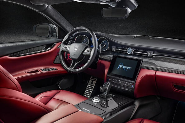 Revizuirea versiunii restilizate a Maserati Quattroporte VI generație Fotografie 6