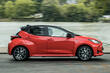 Revizuirea celei de-a patra generații Toyota Yaris foto 2
