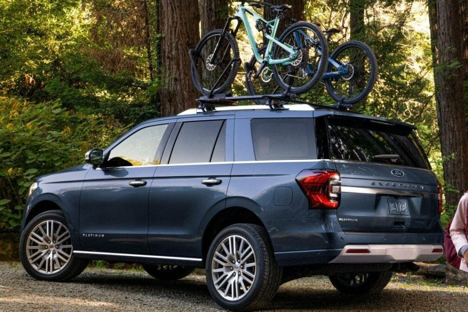 Revizuirea generației Ford Expedition IV restilizată