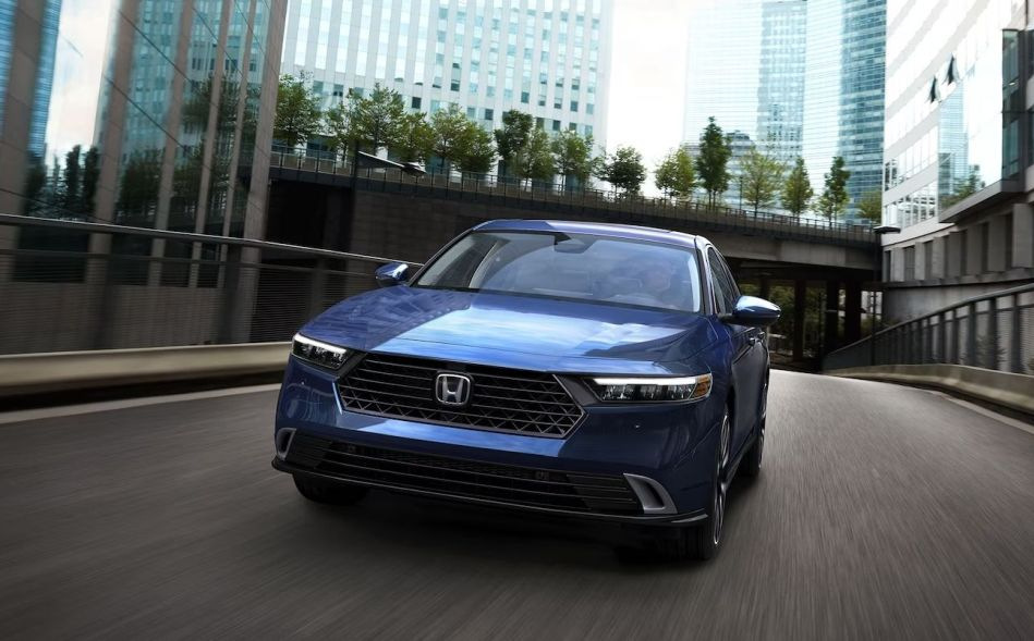 Revizuirea sedanului Honda Accord de generația a unsprezecea