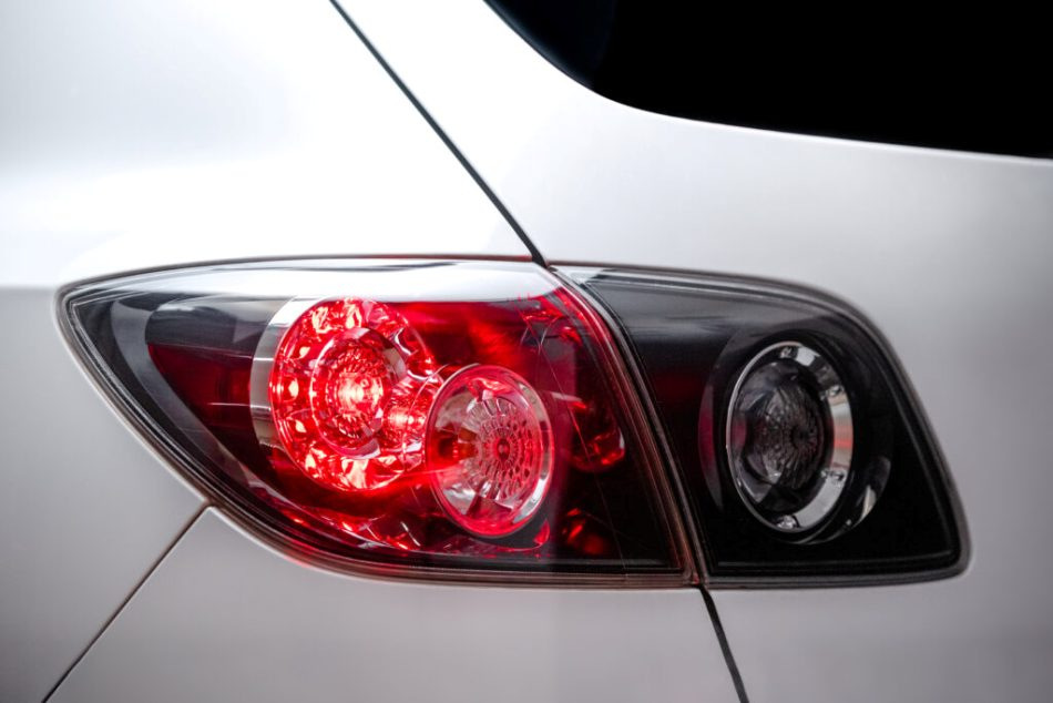 Înlocuirea stopurilor auto: sfaturi utile