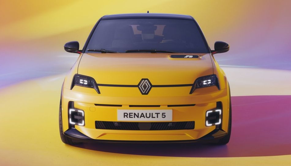 Revizuirea mașinii electrice subcompact Renault 5 E-Tech 2024