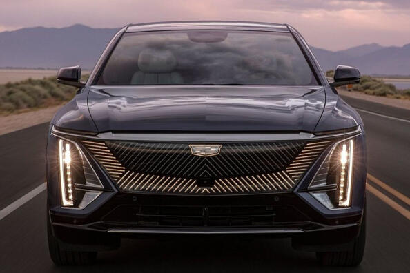 Revizuirea crossoverului electric de lux Cadillac Lyriq
