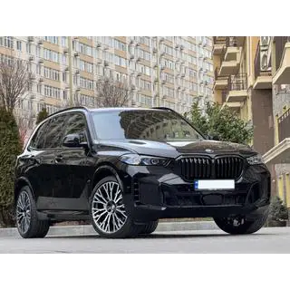 Kit restyling catre X5 M60i foto 4