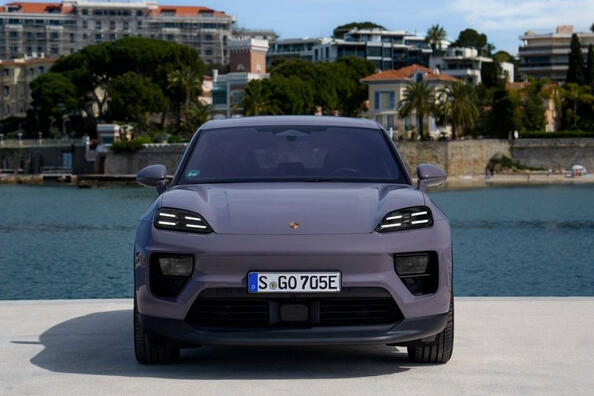 Revizuirea Porsche Macan Electric 2024: o nouă generație de crossover