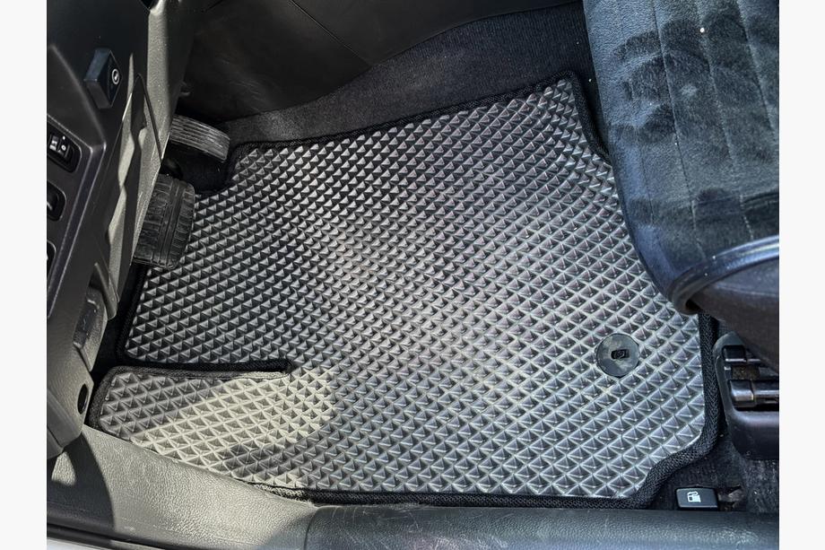 Mitsubishi Outlander 2001-2006 Covorase EVA (negre) Image