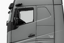 Volvo FH 2012– Deflectoare Geamuri Niken Luxury 2021- (2 buc) foto 1