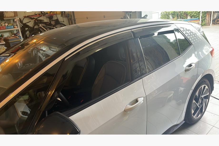 Volkswagen ID.3 2019- Deflectoare geamuri cu ornament cromat Niken Luxury (4 buc) Image