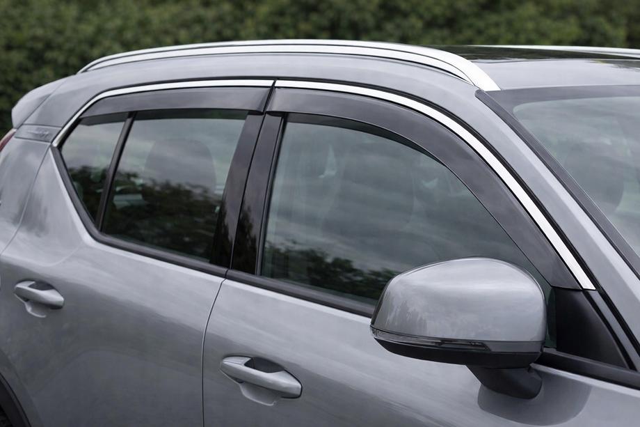 Volvo XC40 2018- Deflectoare geamuri cu ornament cromat Niken Luxury (4 buc) Foto 1