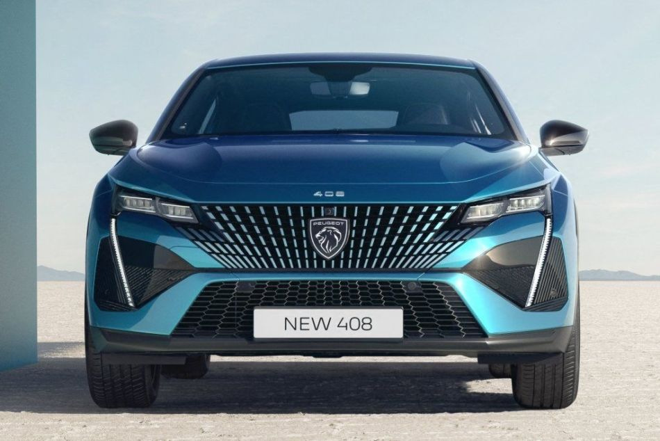 Recenzie Peugeot 408: fastback elegant și tehnologic