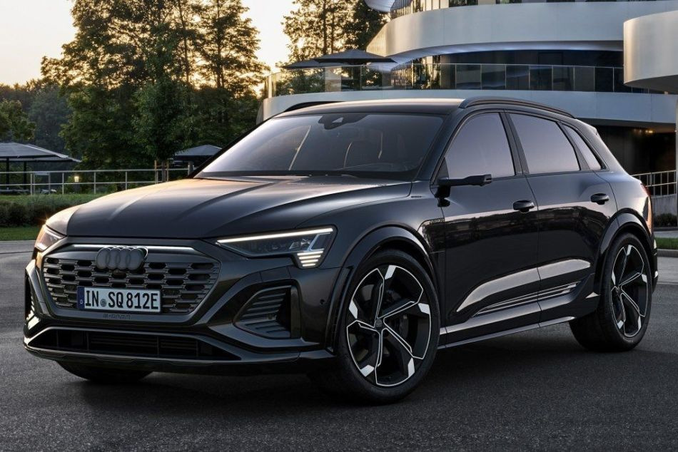 Revizuirea crossover-ului sport electric Audi SQ8 e-tron