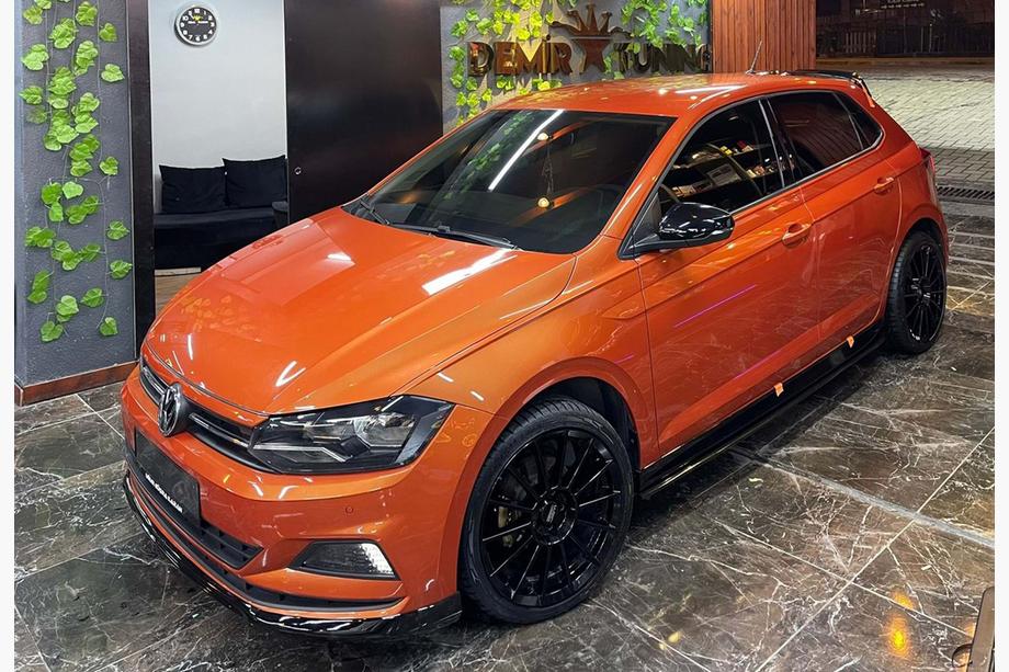 Volkswagen Polo 2017- Lip fata DPT V-1 (Negru Lucios) Foto 1