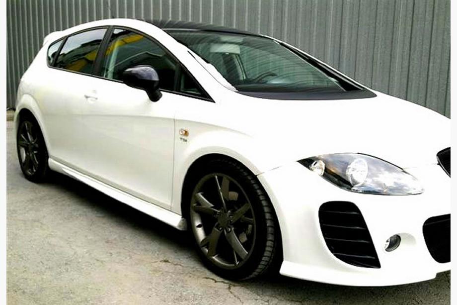 Seat Leon 2005-2012 Praguri laterale DPT (pentru vopsire) Image