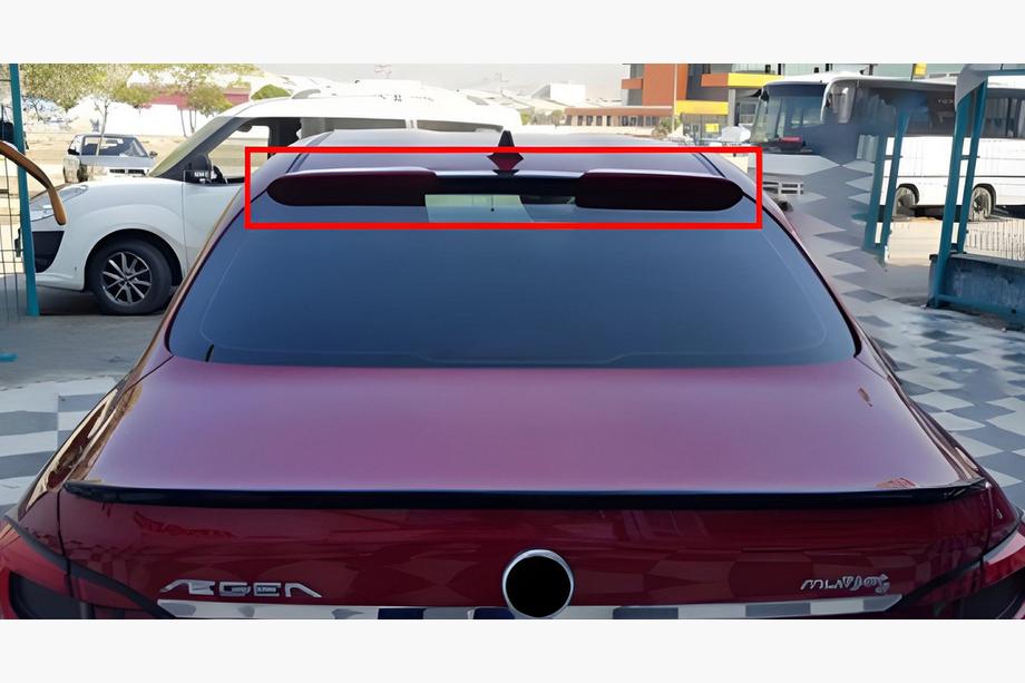 Fiat Tipo 2016- Blenda geam spate DPT (Negru Lucios) Image