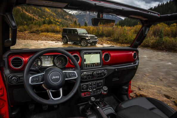 O recenzie a legendarului Jeep Wrangler (JL) off-road din a 4-a generație Fotografie 6
