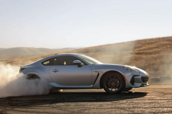 Generația Subaru BRZ II: un coupe sport pentru fanii adevărați Fotografie 4