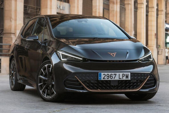 Recenzie Cupra Born: caracteristici, echipamente și design