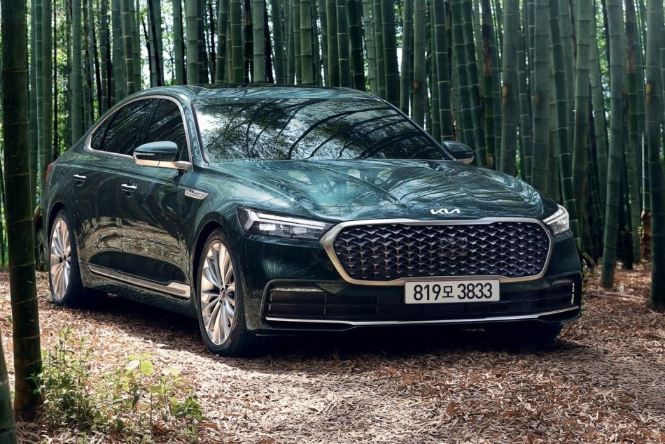 Revizuirea Kia K9: restyling de a doua generație