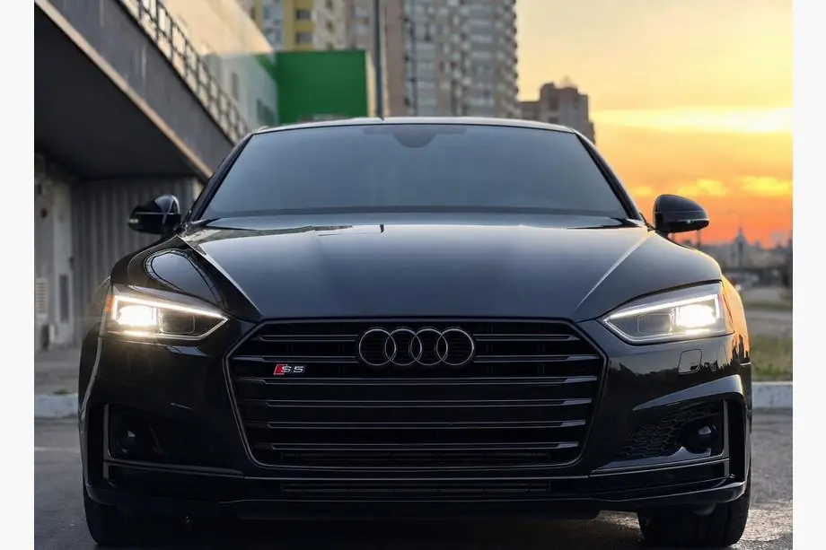 Audi A5 2016-2025 Grila Fata S-Style (2016-2019, neagra) Image