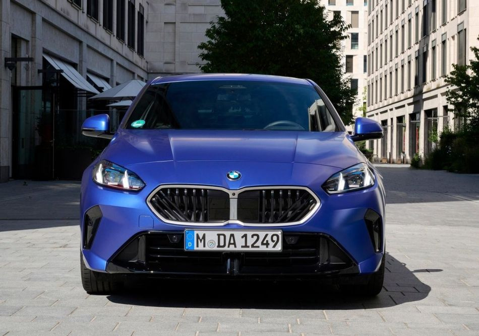 Revizuirea BMW Seria 1 a patra generație din 2024 (F70).
