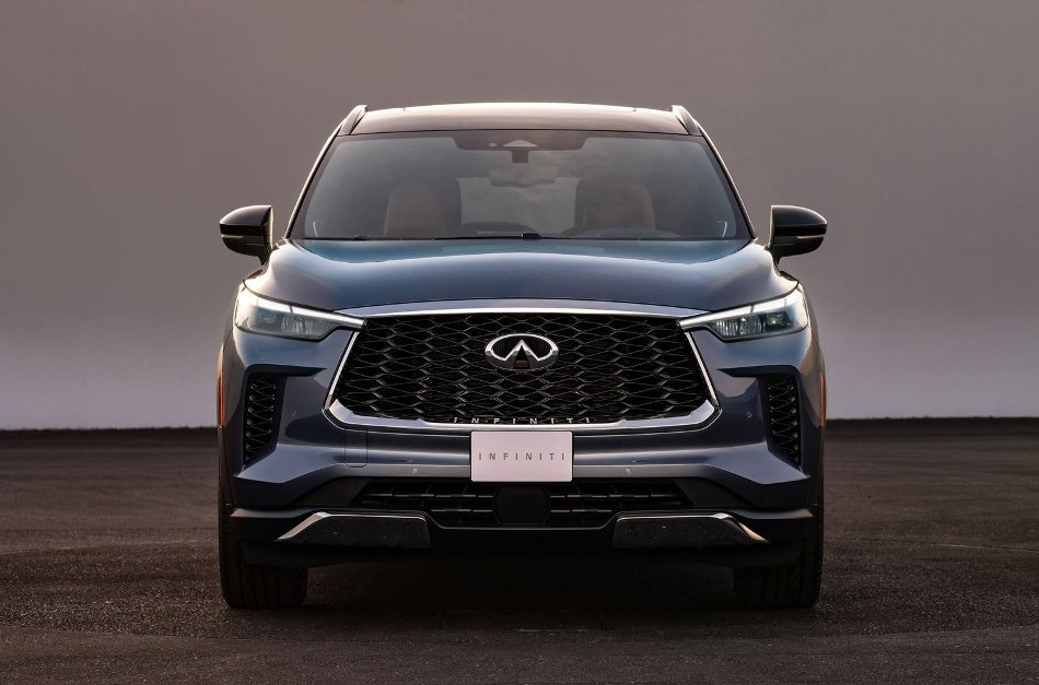 A doua generație Infiniti QX60: recenzie