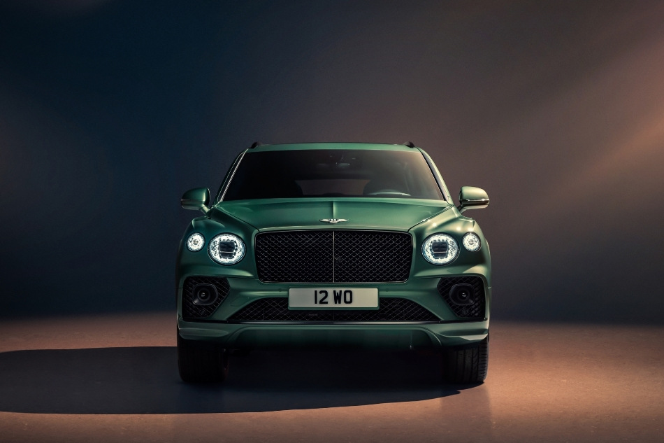 Recenzie Bentley Bentayga: lux și putere într-o formă actualizată