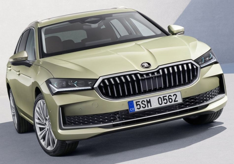 Skoda Superb Combi 2024: o trecere în revistă a break-ului business-class
