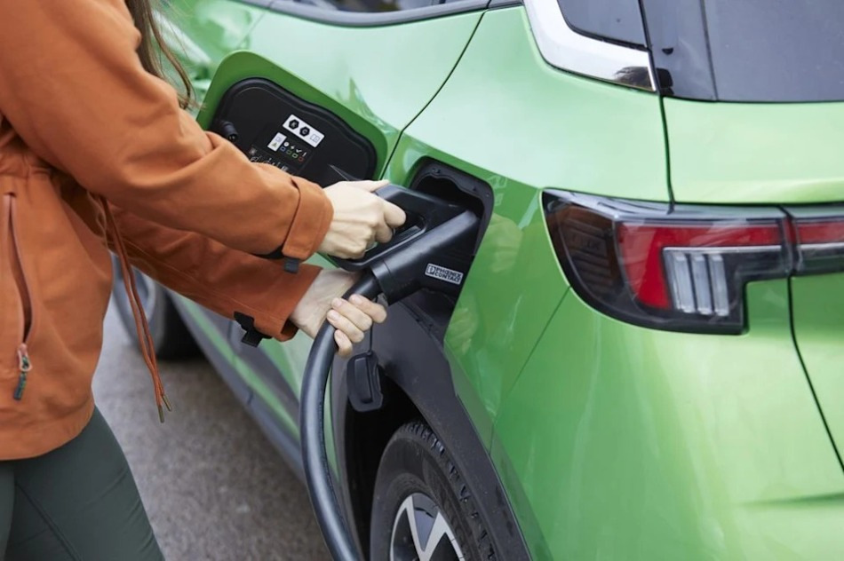 Cum să alegi o mașină electrică: management complet