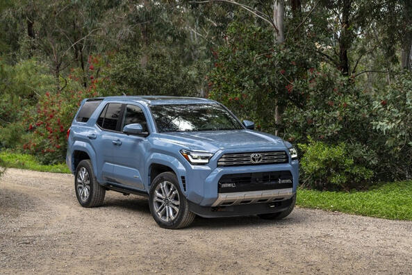 Toyota 4Runner din a șasea generație din 2024: revizuire a SUV-ului Fotografie 1