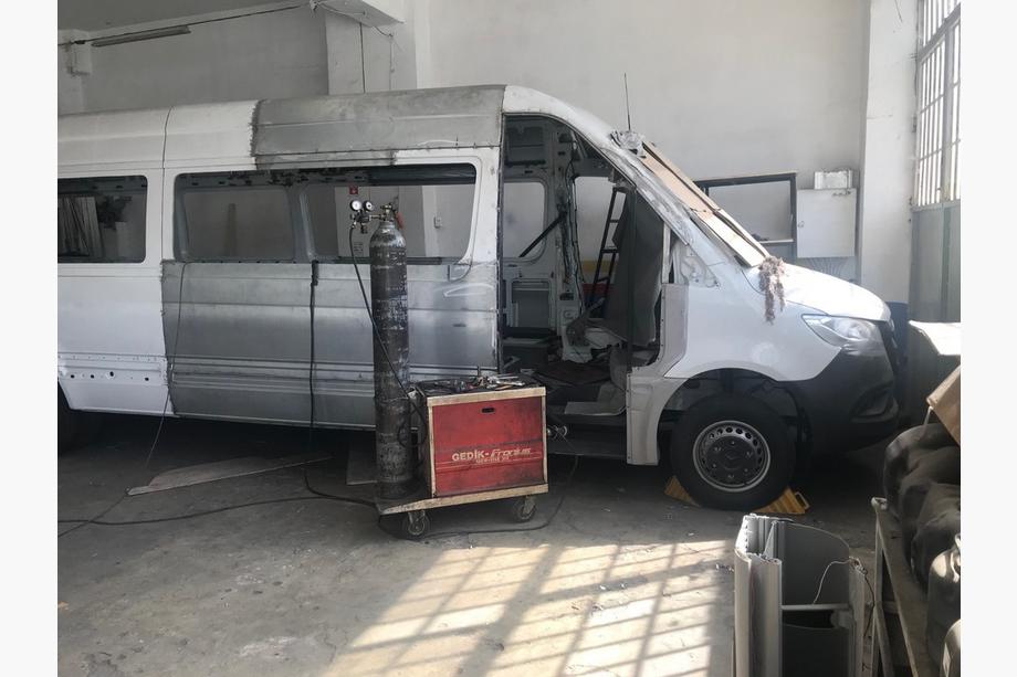 Volkswagen Crafter 2006-2016 Kit caroserie pentru prelungire auto Foto 6