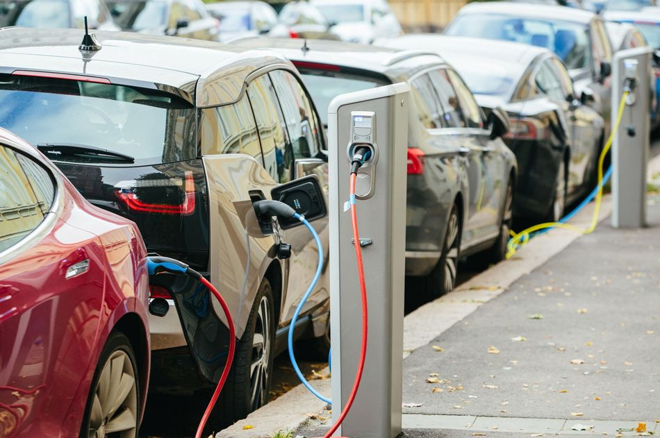 Câți ani poate dura o mașină electrică?