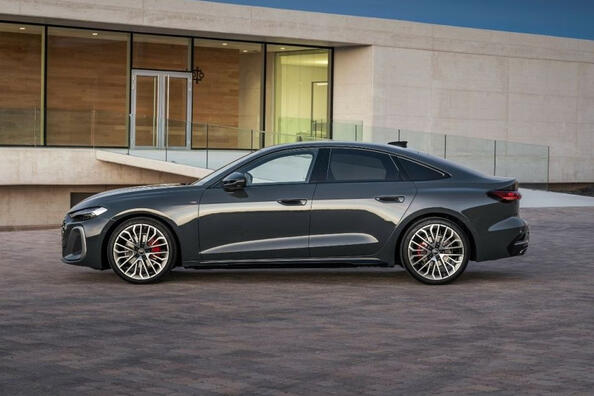 Revizuirea celei de-a treia generații Audi A5 2024 liftback Fotografie 3