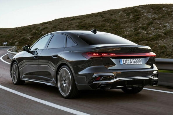 Revizuirea celei de-a treia generații Audi A5 2024 liftback Fotografie 4