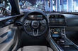 Revizuirea mașinii Jaguar XE foto 4