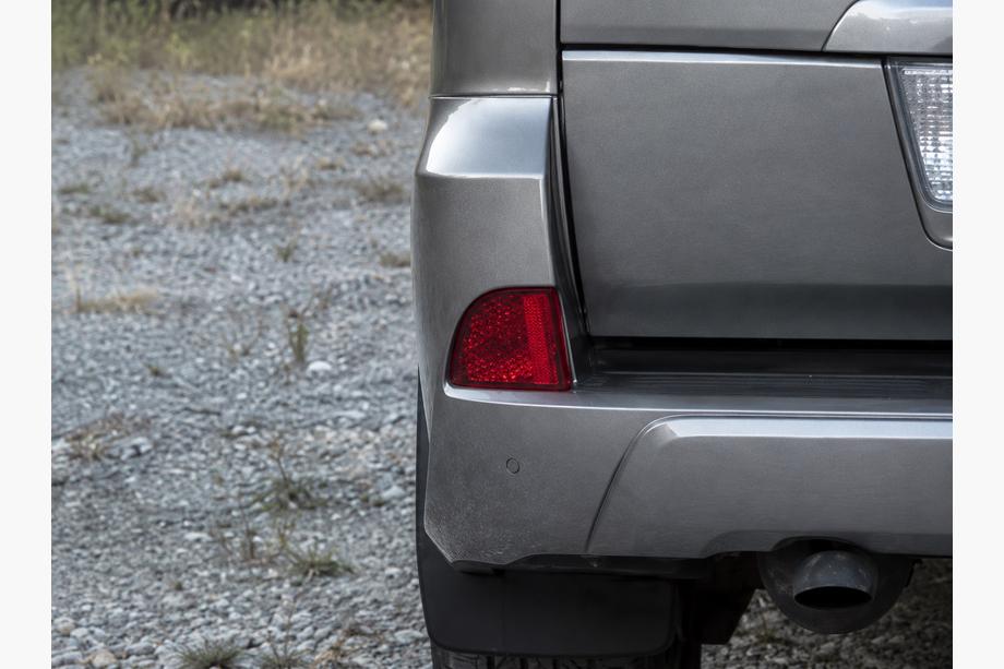 Lexus LX570/450d 2008-2022 Reflectoare spate (2015-2022, standard) Foto 2