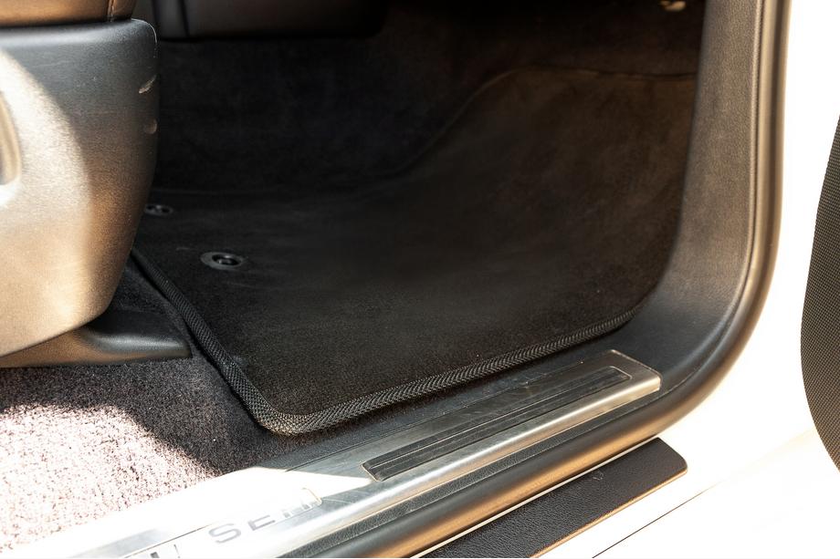 Toyota Land Cruiser 200 2007-2021 Covorase textile Premium V-2 (2012-2021, Negru) Foto 10