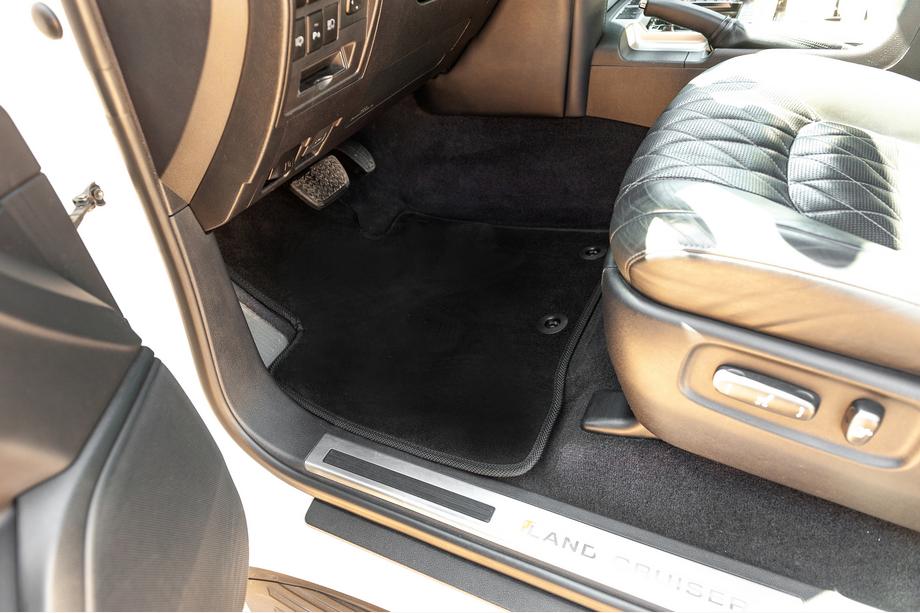 Toyota Land Cruiser 200 2007-2021 Covorase textile Classic V-2 (2012-2021, Negru) Foto 12