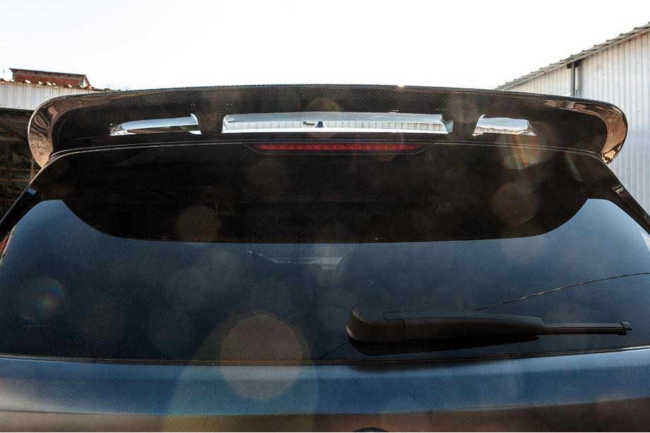 BMW X5 G05 2019–2026 Spoiler luneta spate V3 (Carbon natural) Foto 13