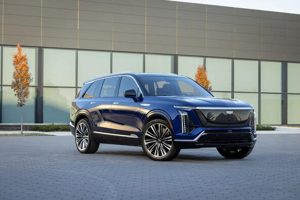 Revizuirea crossover-ului electric de dimensiuni mari Cadillac Vistiq Fotografie 3