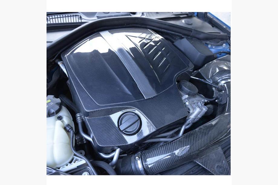 BMW 2 Series F22/F23 2014-2021 Capac motor (pentru F87 M2/M2 Competition, Carbon) Foto 2