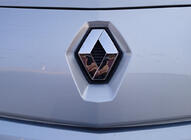 Renault Megane II 2004-2009 Emblema Fata (128mm x 105mm Turcia) foto 2