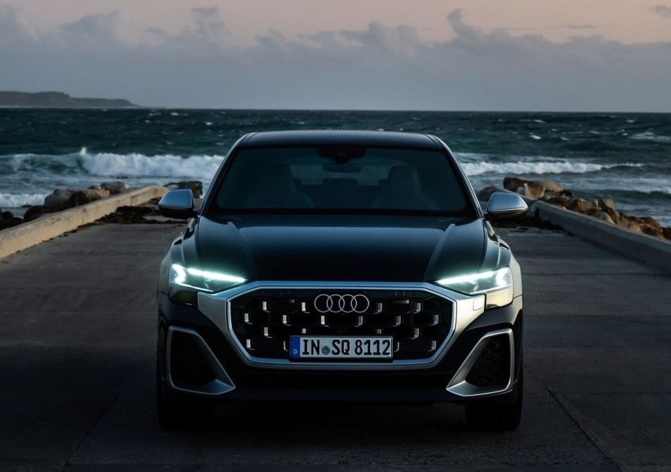 Audi SQ8: revizuire a cross-coupe-ului sport